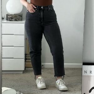 Madewell distressed charcoal straight leg ankle jeans